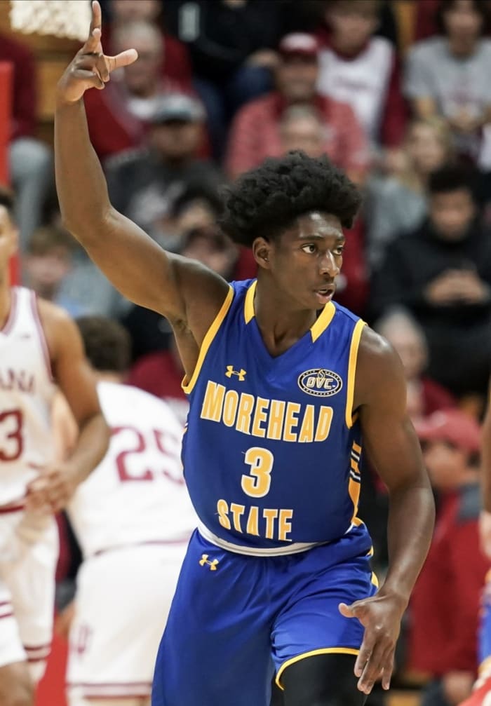 Nov 7, 2022; Bloomington, Indiana, USA; Morehead State Eagles guard Drew Thelwell (3) celebrates after making a three-pointer during the first half at Simon Skjodt Assembly Hall